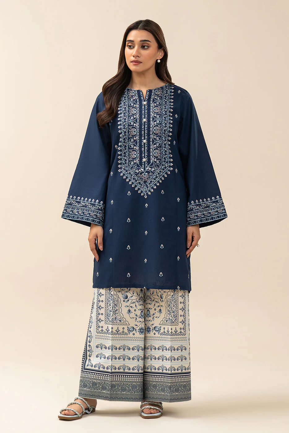 2 PIECE EMBROIDERED LAWN SUIT-NAVY SPRUCE (UNSTITCHED) - Image 5