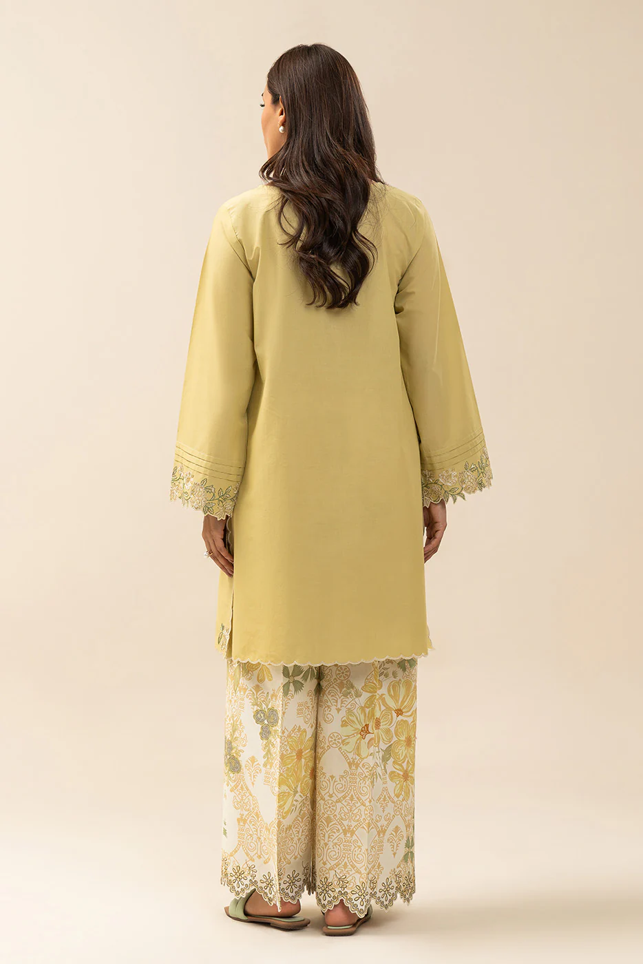 2 PIECE EMBROIDERED LAWN SUIT-AMBER BLISS (UNSTITCHED) - Image 6