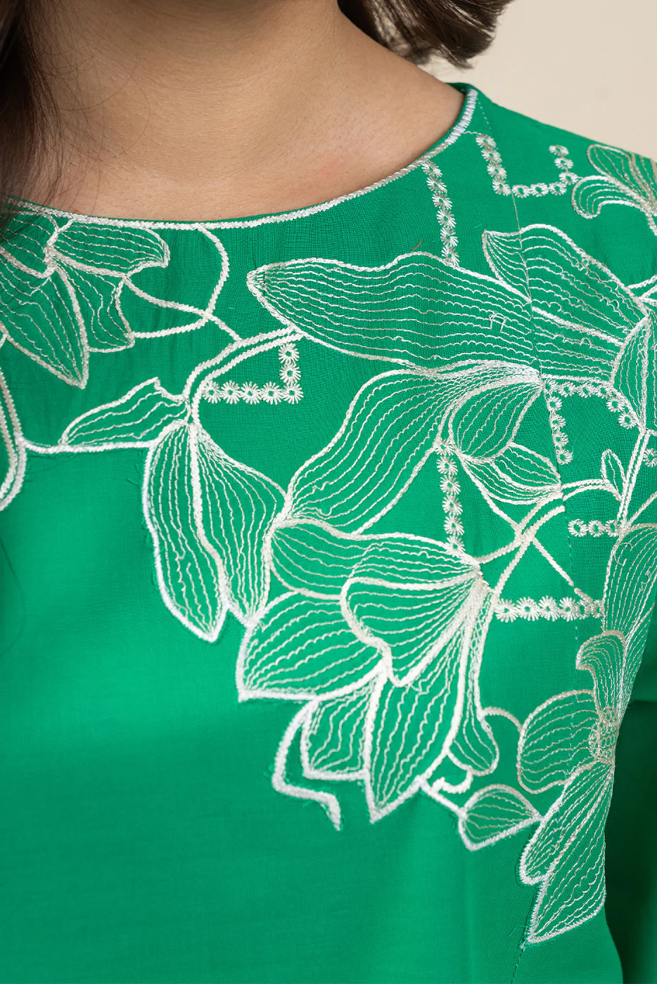 2 PIECE EMBROIDERED LAWN SUIT-FLORAL MESH (UNSTITCHED) - Image 5
