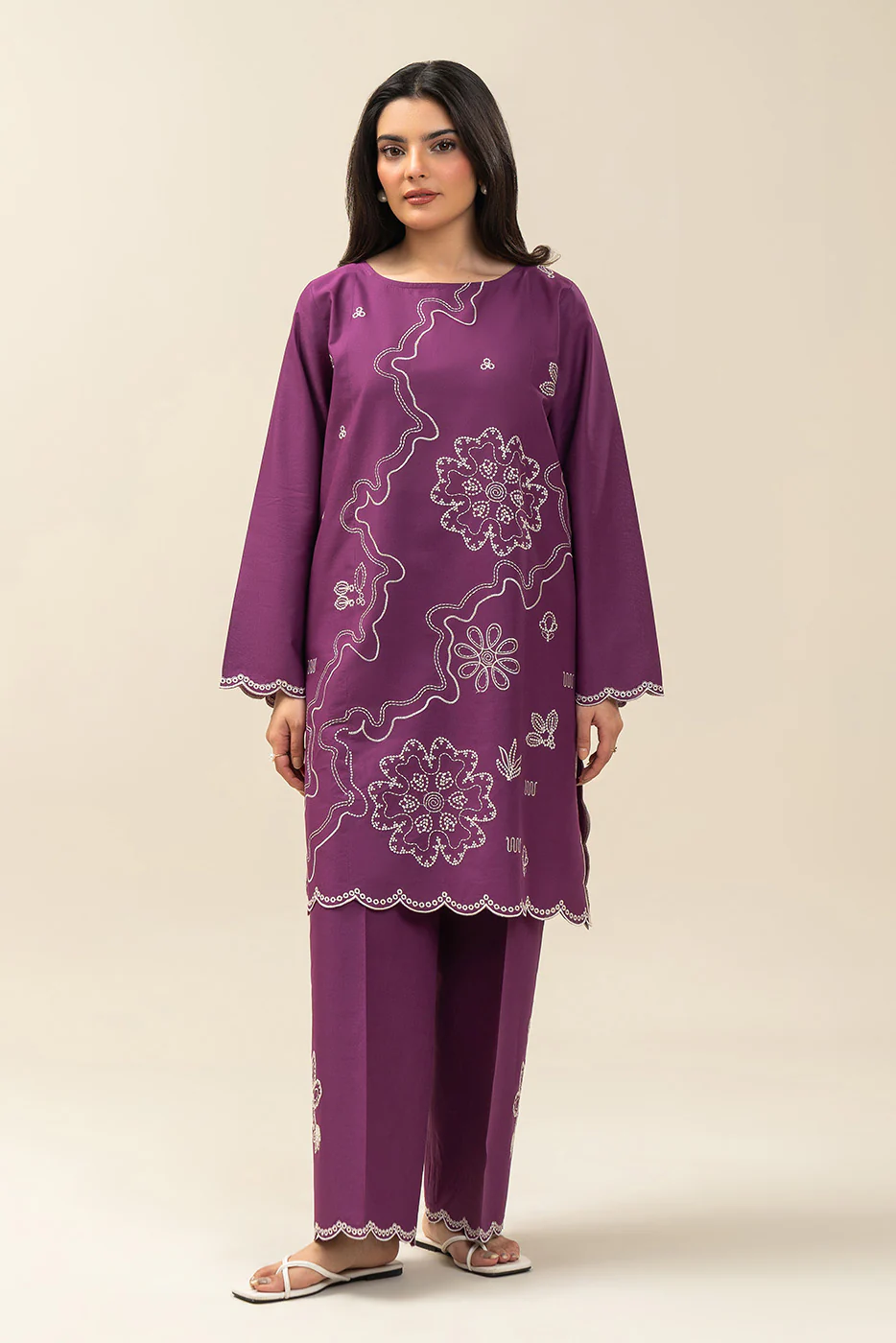 2 PIECE EMBROIDERED LAWN SUIT-GLISTENING GRAPE (UNSTITCHED) - Image 2