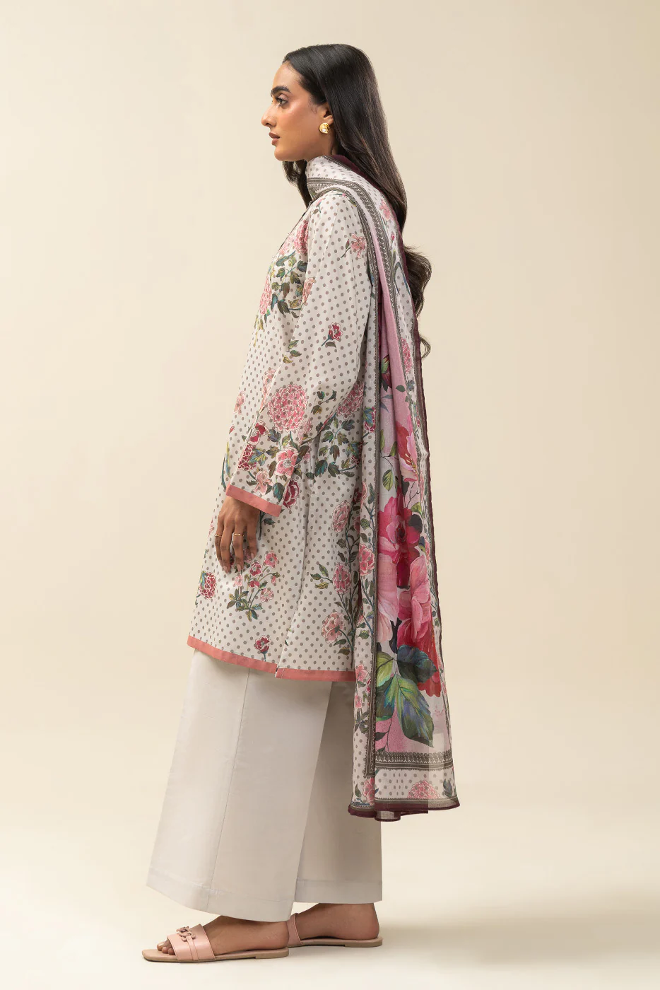 3 PIECE PRINTED LAWN SUIT-ENCHANTED BLOOM (UNSTITCHED) - Image 4