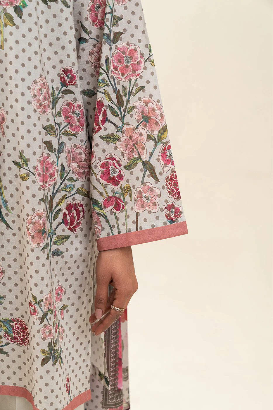 3 PIECE PRINTED LAWN SUIT-ENCHANTED BLOOM (UNSTITCHED) - Image 6