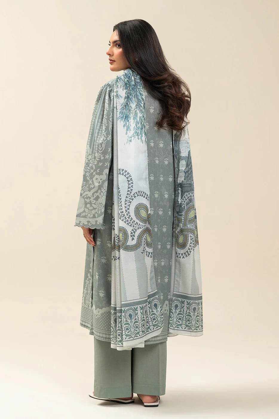 3 PIECE PRINTED LAWN SUIT-SAGE GIN (UNSTITCHED) - Image 3