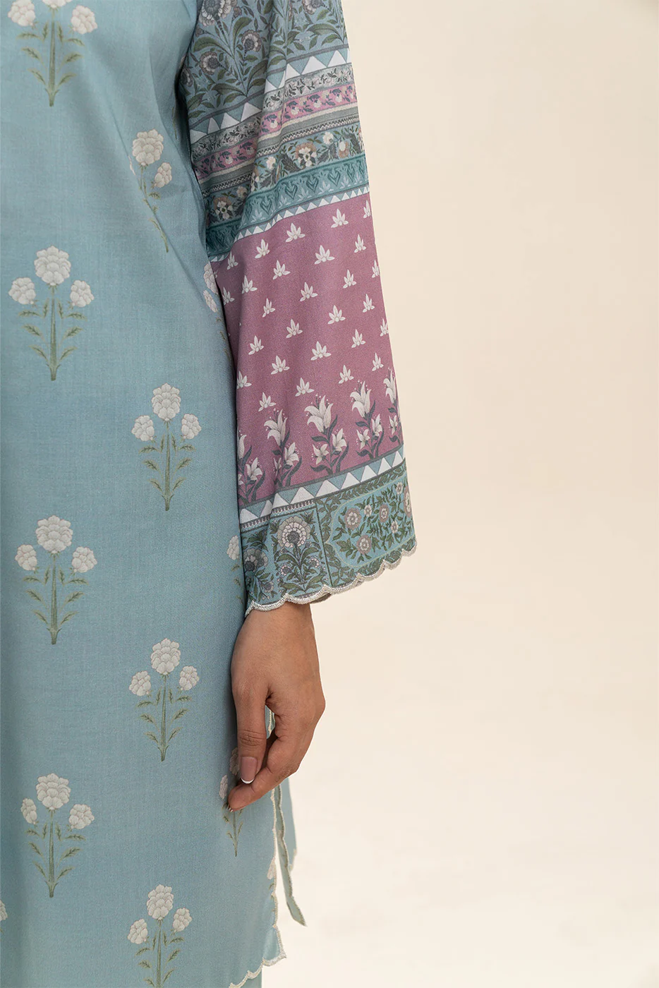 3 PIECE PRINTED LAWN SUIT-GLACIER BLUE (UNSTITCHED) - Image 4