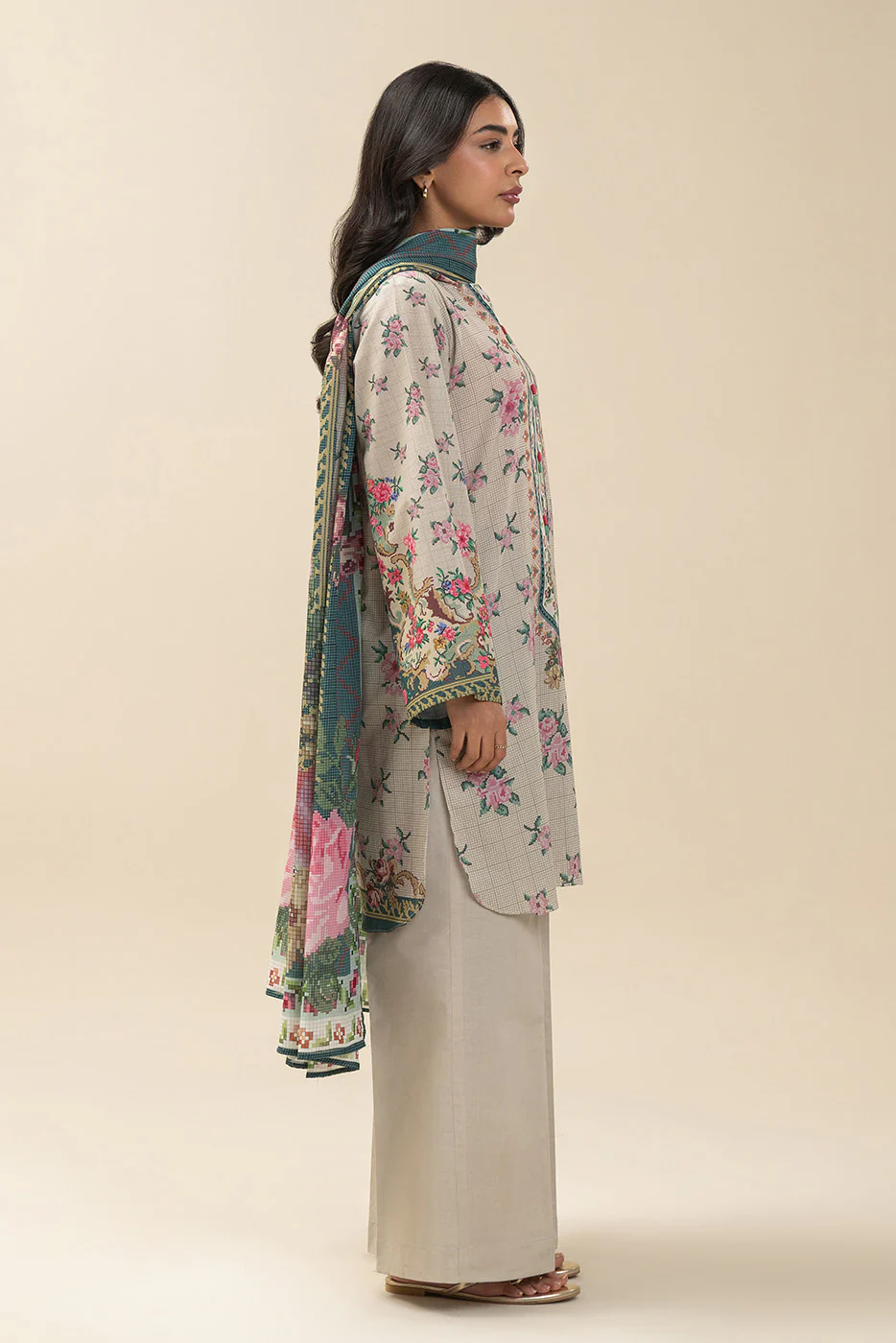 3 PIECE PRINTED LAWN SUIT-ROSEATE GRACE (UNSTITCHED) - Image 3