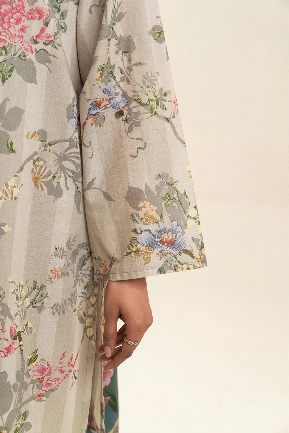 3 PIECE PRINTED LAWN SUIT-ZAHLIA ORCHID (UNSTITCHED) - Image 6
