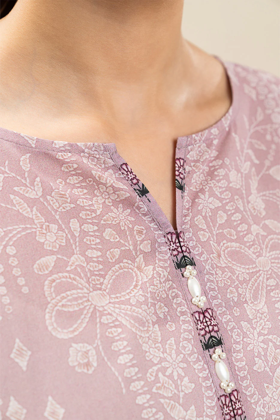 3 PIECE PRINTED LAWN SUIT-FLORET DUSK (UNSTITCHED) - Image 2