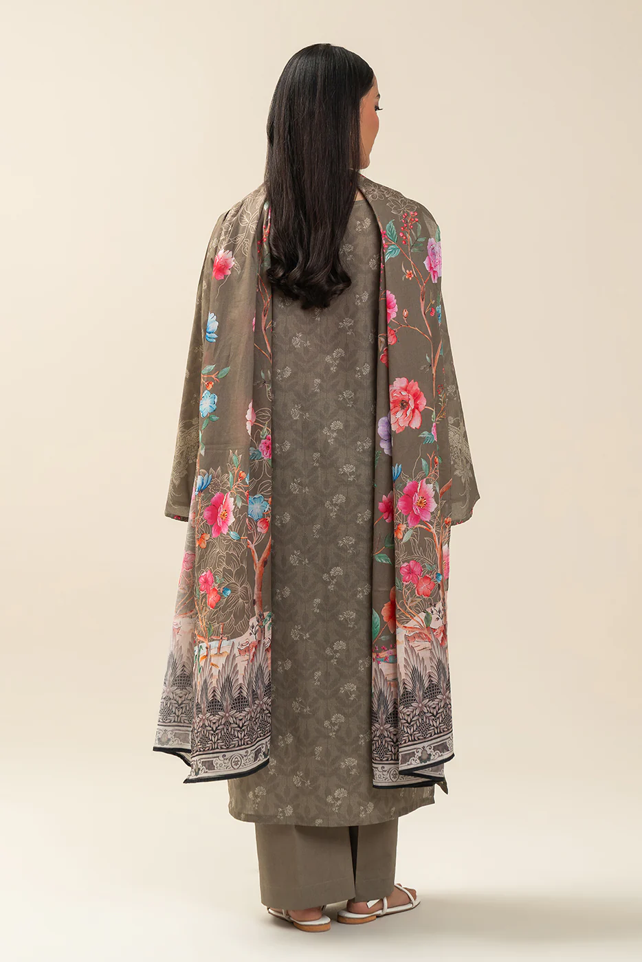 3 PIECE PRINTED LAWN SUIT-FLORA BLUSH (UNSTITCHED) - Image 5