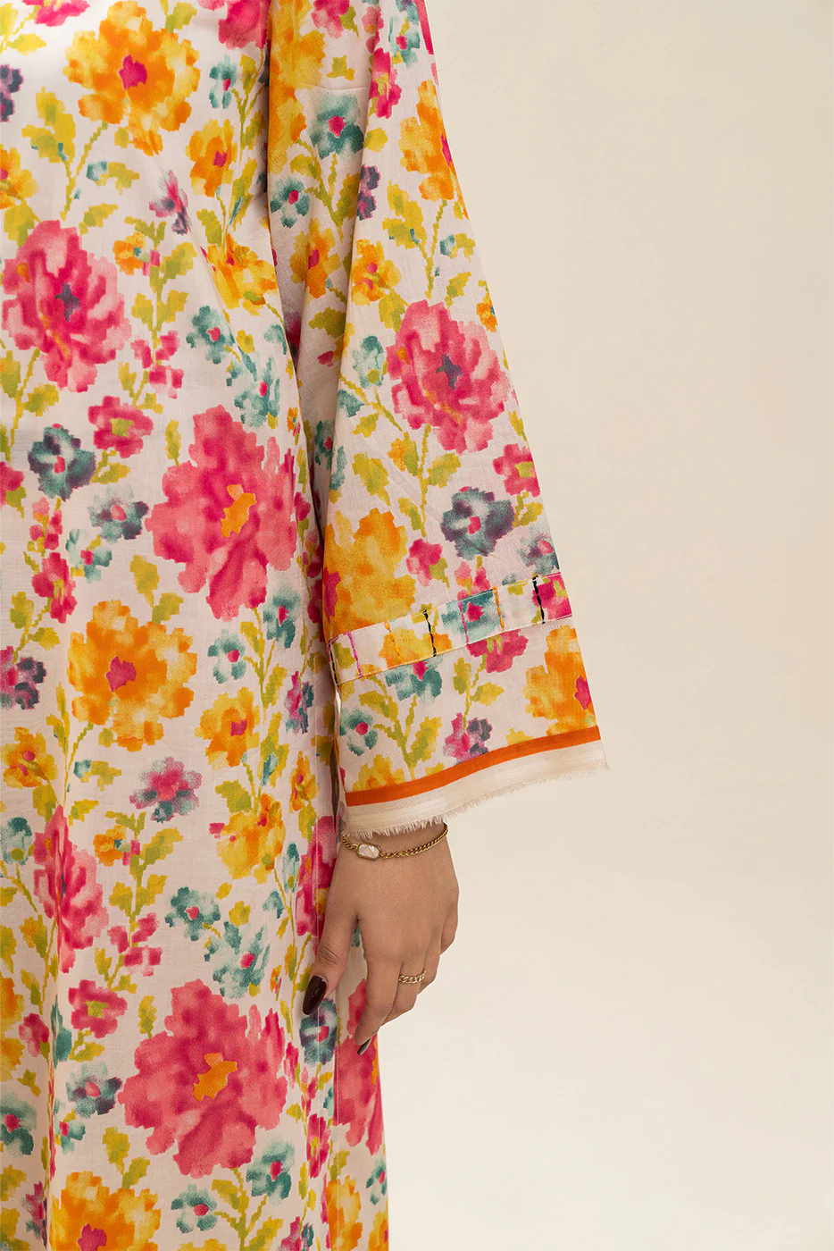 3 PIECE PRINTED LAWN SUIT-EACLANTED GARDEN (UNSTITCHED) - Image 6