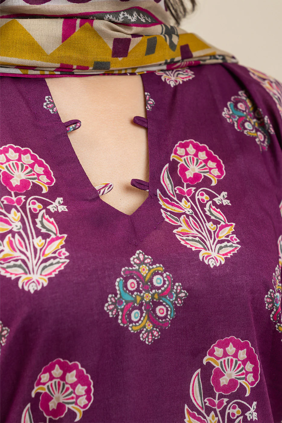3 PIECE PRINTED LAWN SUIT-PLUM WHISPER (UNSTITCHED) - Image 5