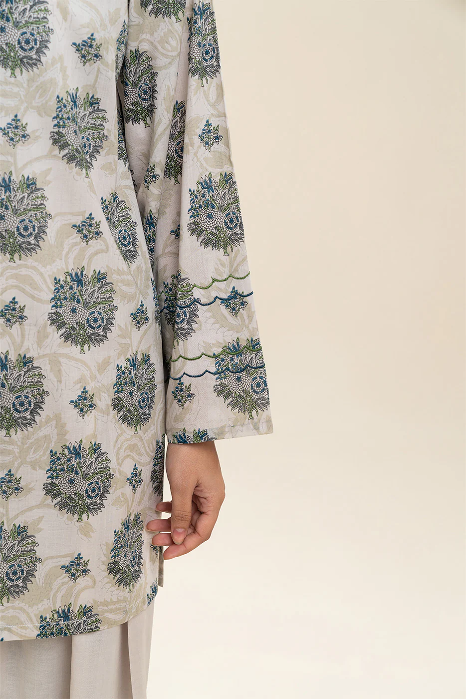 3 PIECE PRINTED LAWN SUIT-LAPIS STATE SUIT - Image 4