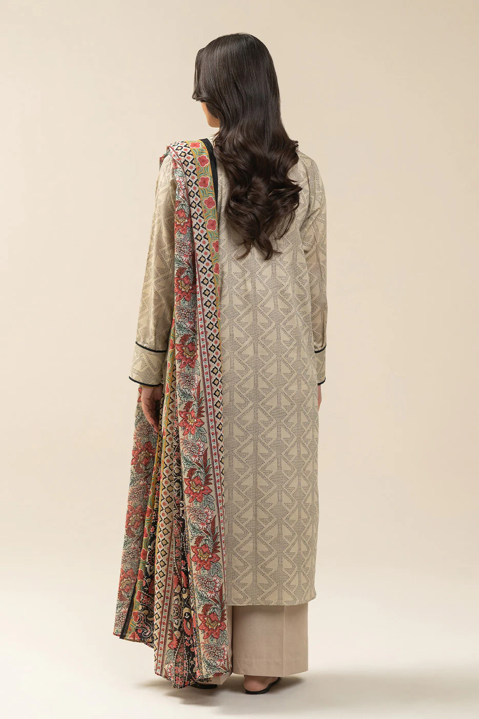 3 PIECE PRINTED LAWN SUIT-LUNAR GRACE (UNSTITCHED) - Image 4