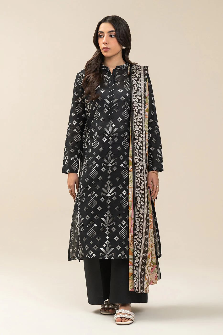 3 PIECE PRINTED LAWN SUIT-NOOR MAZE (UNSTITCHED) - Image 2