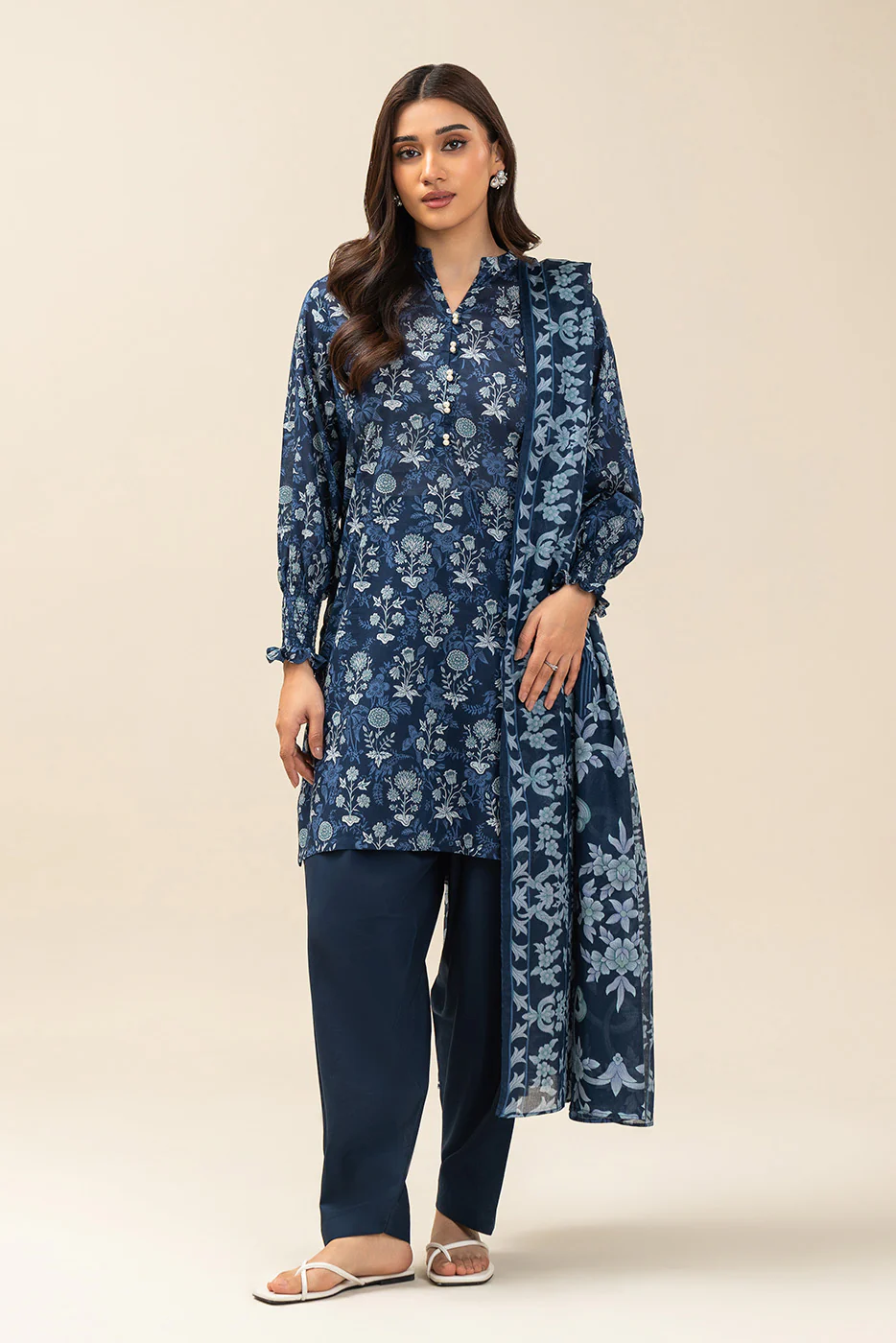 3 PIECE PRINTED LAWN SUIT-MAJESTIC MIDNIGHT (UNSTITCHED) - Image 5