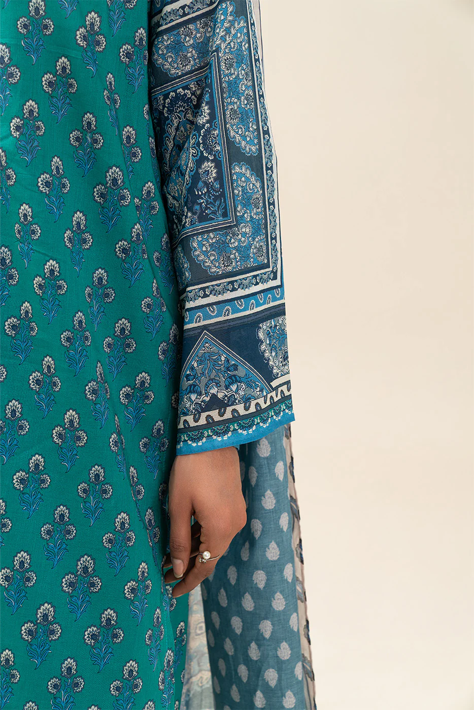 3 PIECE PRINTED LAWN SUIT-GYPSY TEAL (UNSTITCHED) - Image 6