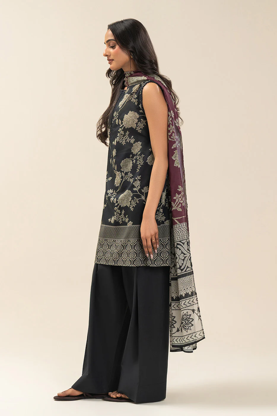 3 PIECE PRINTED LAWN SUIT-MUTED DUSK (UNSTITCHED) - Image 4