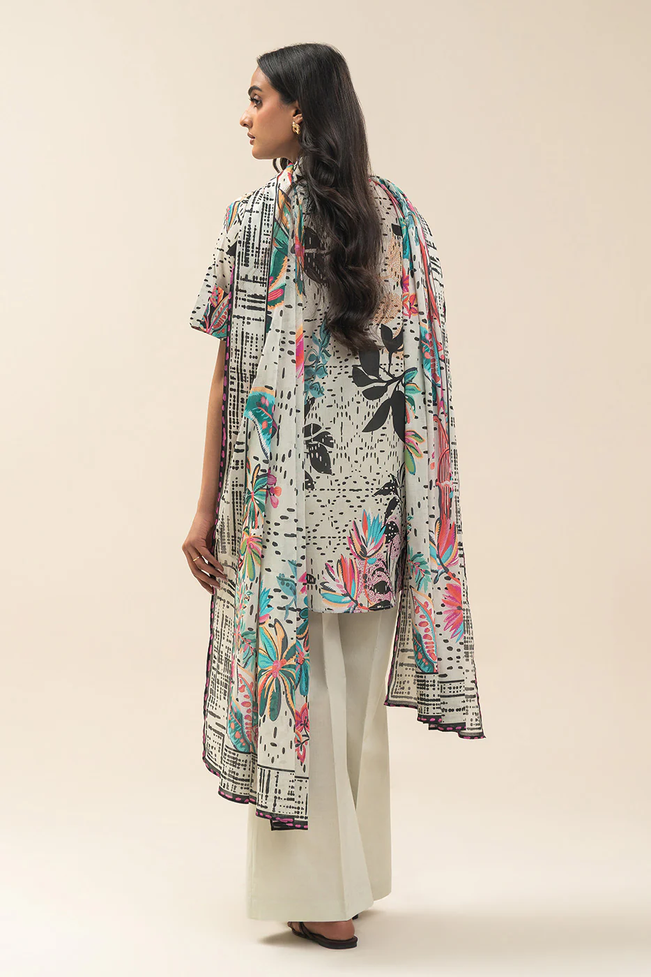3 PIECE PRINTED LAWN SUIT-BOTANICAL HAZE (UNSTITCHED) - Image 3