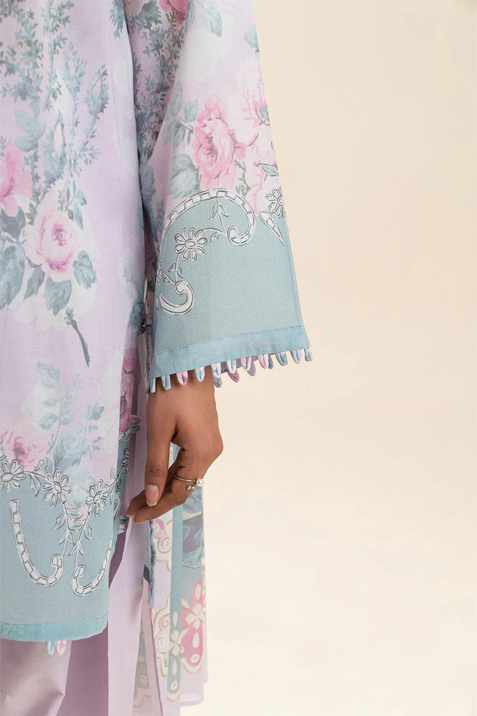 3 PIECE PRINTED LAWN SUIT-IILAC BLUSH (UNSTITCHED) - Image 6