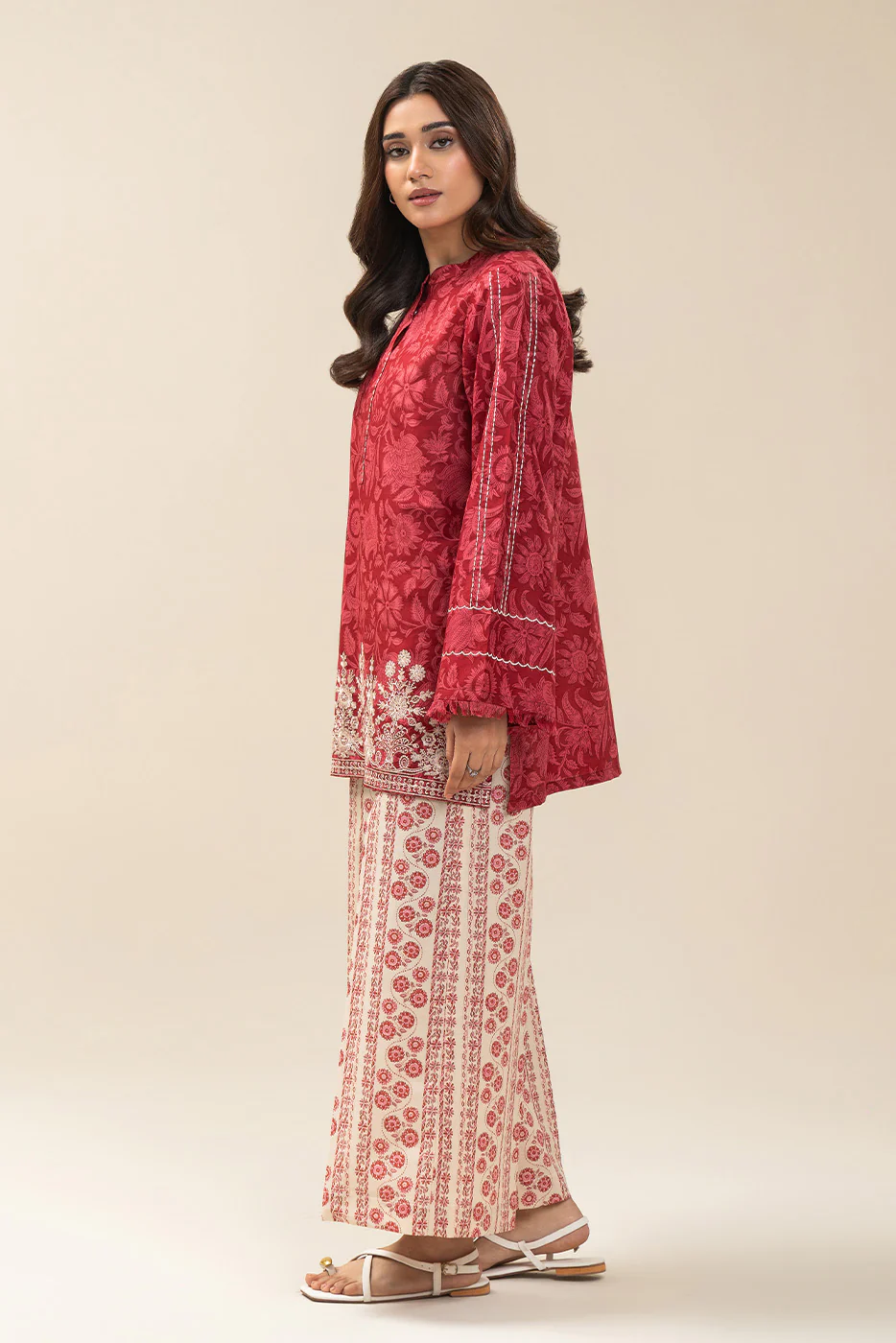 2 PIECE EMBROIDERED LAWN SUIT-CRIMSON CHARM SUIT - Image 2