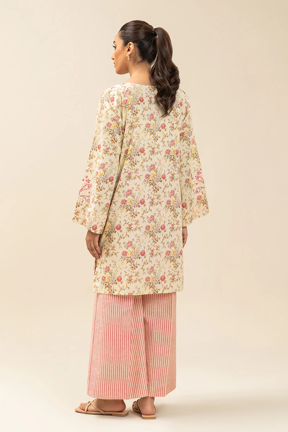 2 PIECE EMBROIDERED LAWN SUIT-FLORAL SORBET (UNSTITCHED) - Image 2