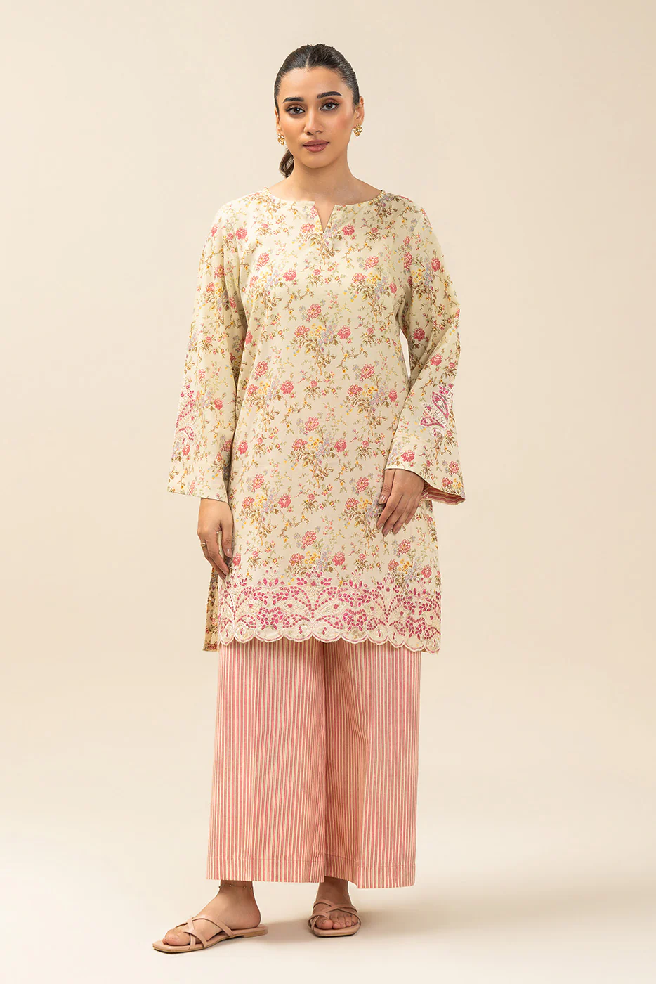 2 PIECE EMBROIDERED LAWN SUIT-FLORAL SORBET (UNSTITCHED) - Image 3