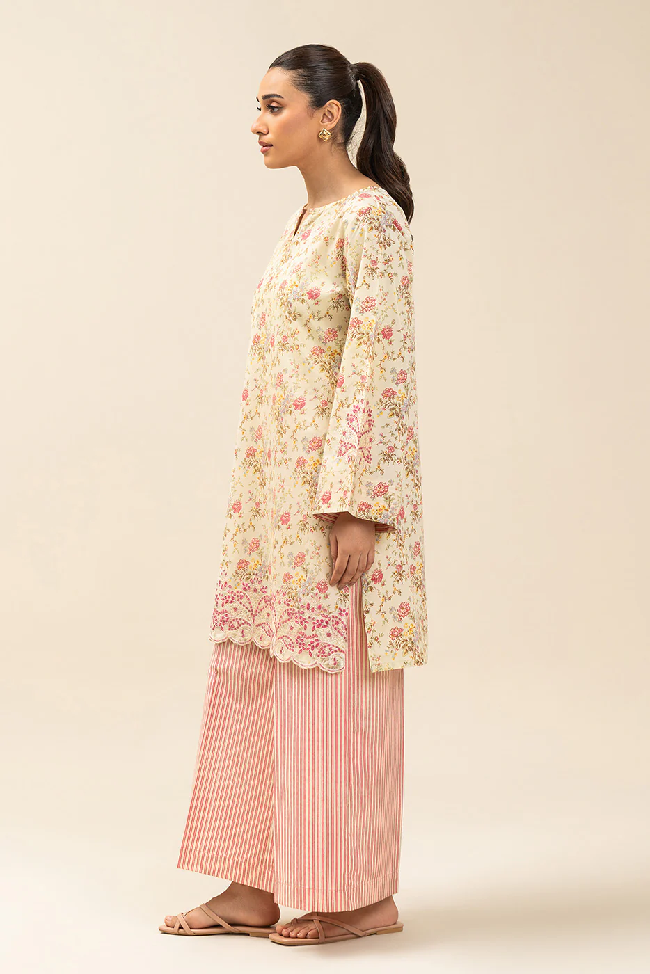 2 PIECE EMBROIDERED LAWN SUIT-FLORAL SORBET (UNSTITCHED) - Image 5