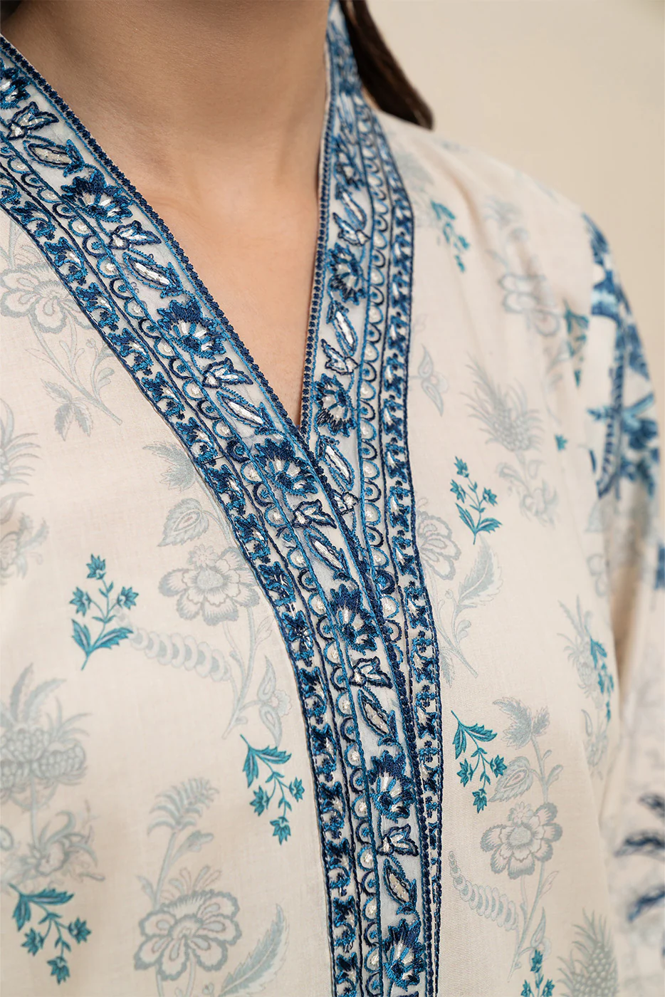 3 PIECE EMBROIDERED LAWN SUIT-STRATOS BLUE (UNSTITCHED) - Image 3