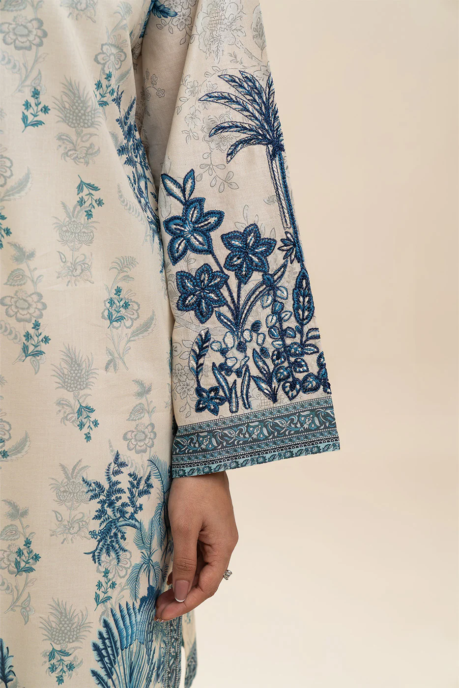 3 PIECE EMBROIDERED LAWN SUIT-STRATOS BLUE (UNSTITCHED) - Image 4