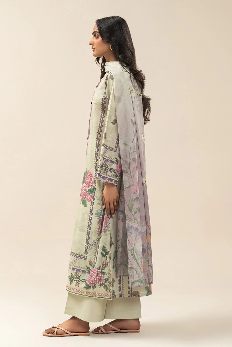 3 PIECE EMBROIDERED LAWN SUIT-FLORET GEM (UNSTITCHED) - Image 4