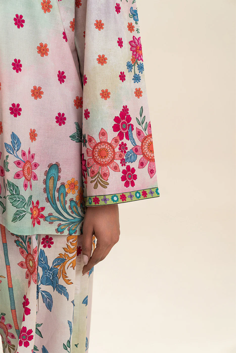 2 PIECE EMBROIDERED LAWN SUIT-PETAL POETRY (UNSTITCHED) - Image 7