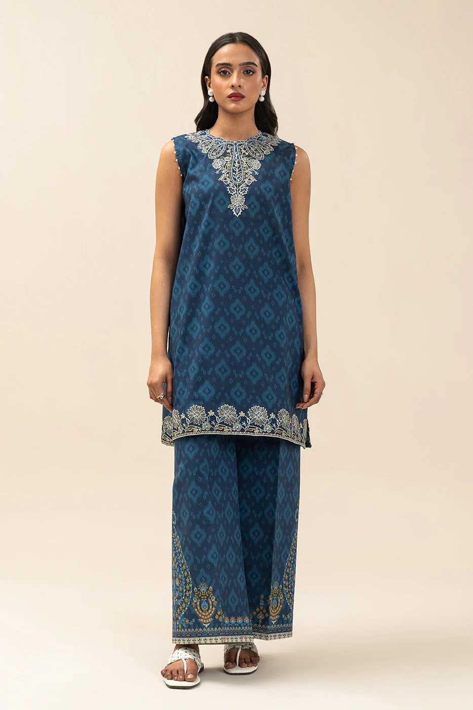 2 PIECE EMBROIDERED LAWN SUIT-SPRING ESCAPE (UNSTITCHED) - Image 2