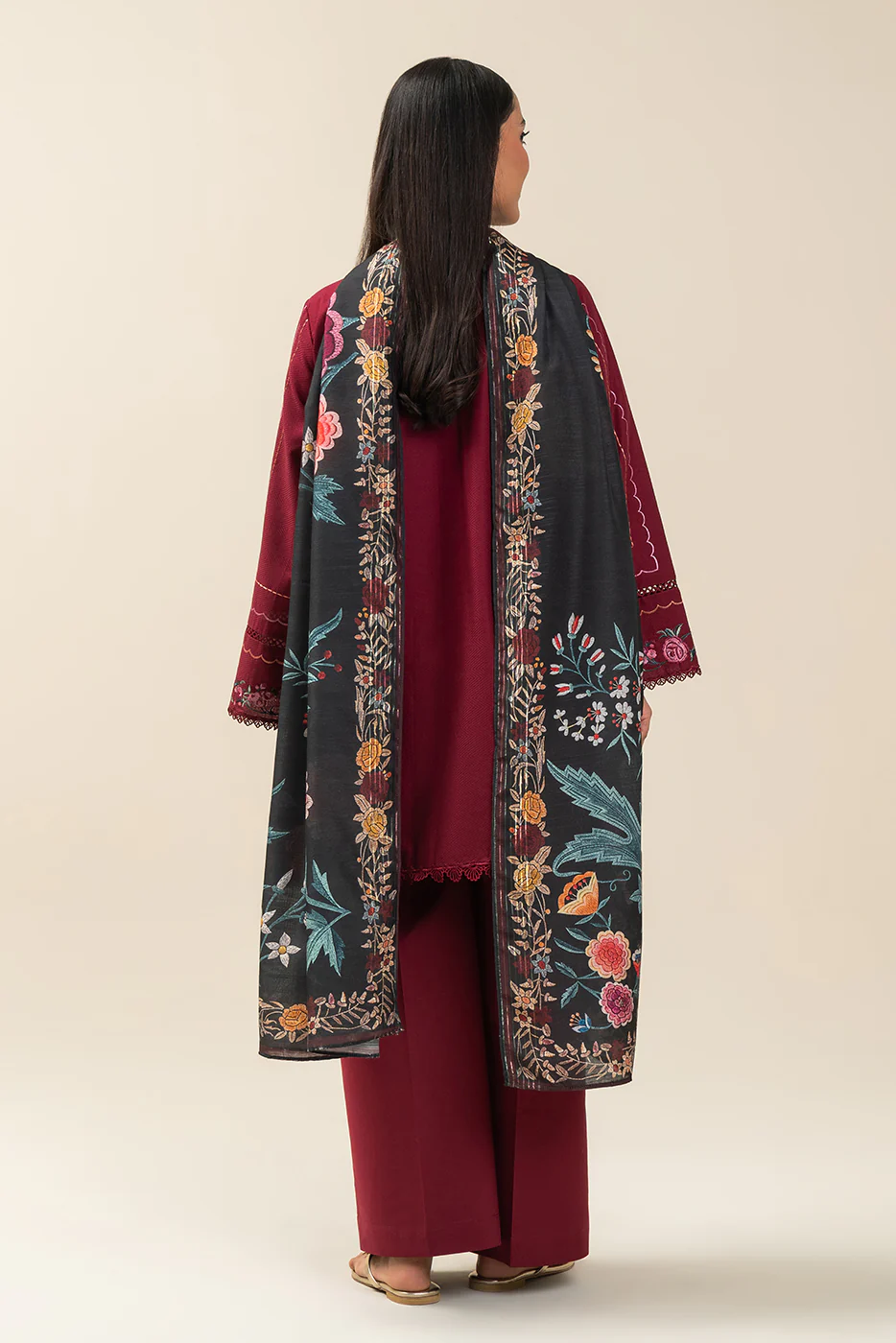 3 PIECE EMBROIDERED  TEXTURED LAWN SUIT-GARNET GRACE (UNSTITCHED) - Image 3