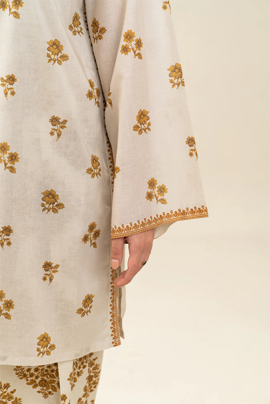 2 PIECE PRINTED LAWN SUIT-SUNNY BLAZE (UNSTITCHED) - Image 6
