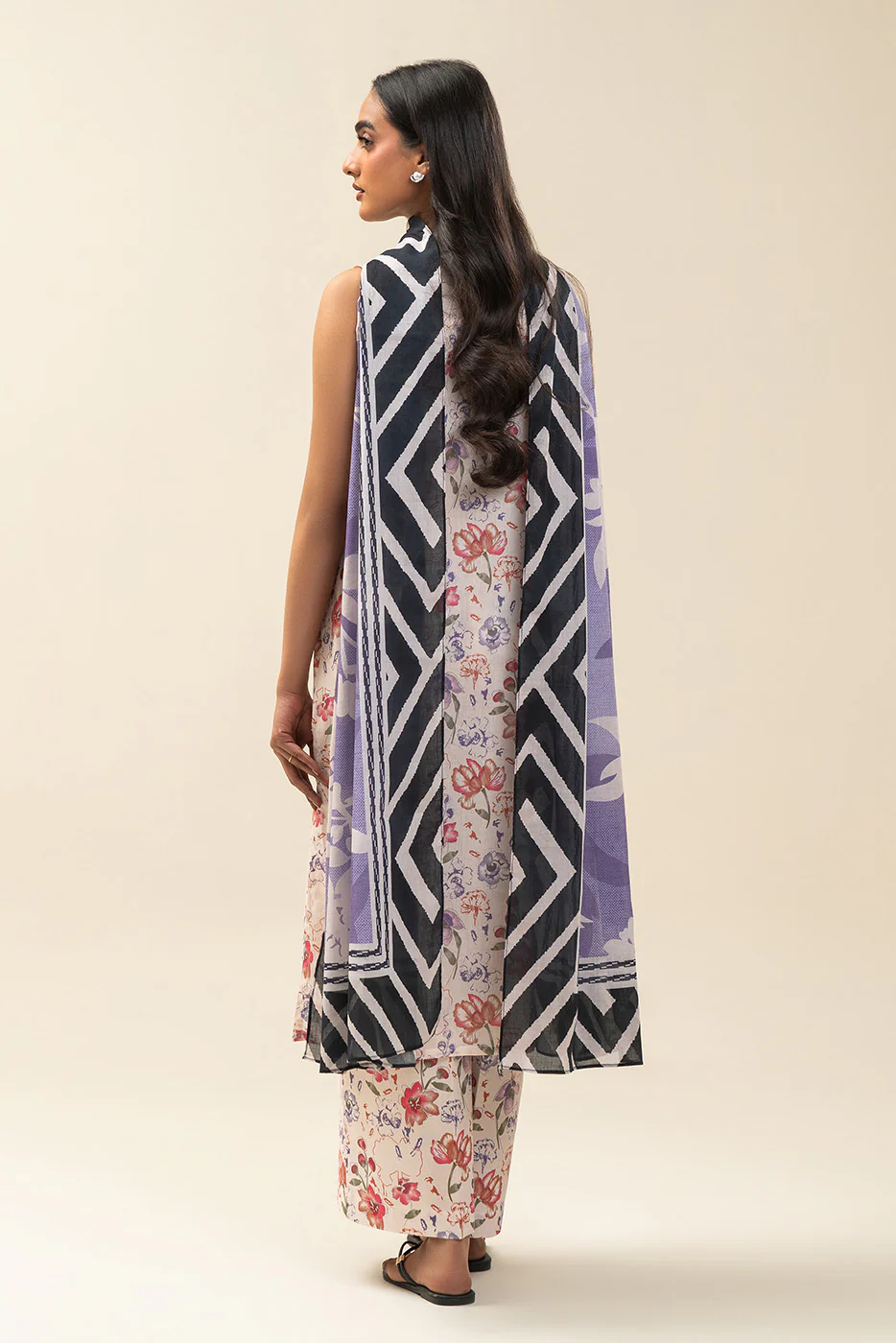 3 PIECE PRINTED LAWN SUIT-SOFT FERN (UNSTITCHED) - Image 3