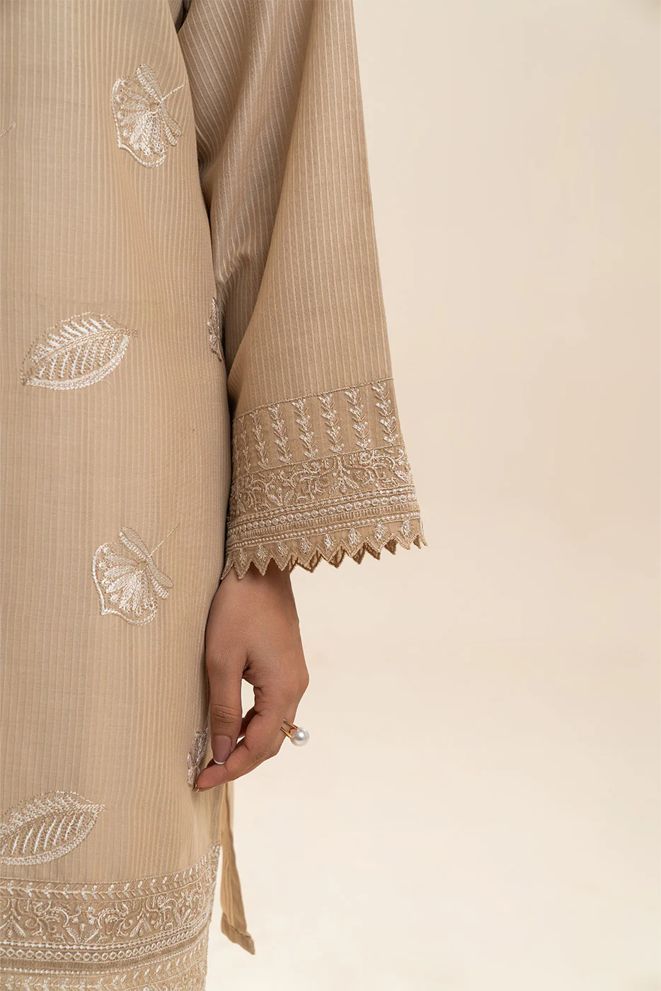 1 PIECE EMBROIDERED  TEXTURED LAWN SHIRT-SAND EDEN (UNSTITCHED) - Image 4