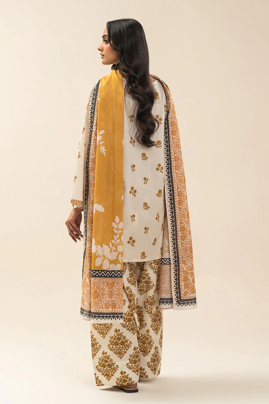 3 PIECE PRINTED LAWN SUIT-SUNNY BLAZE (UNSTITCHED) - Image 3