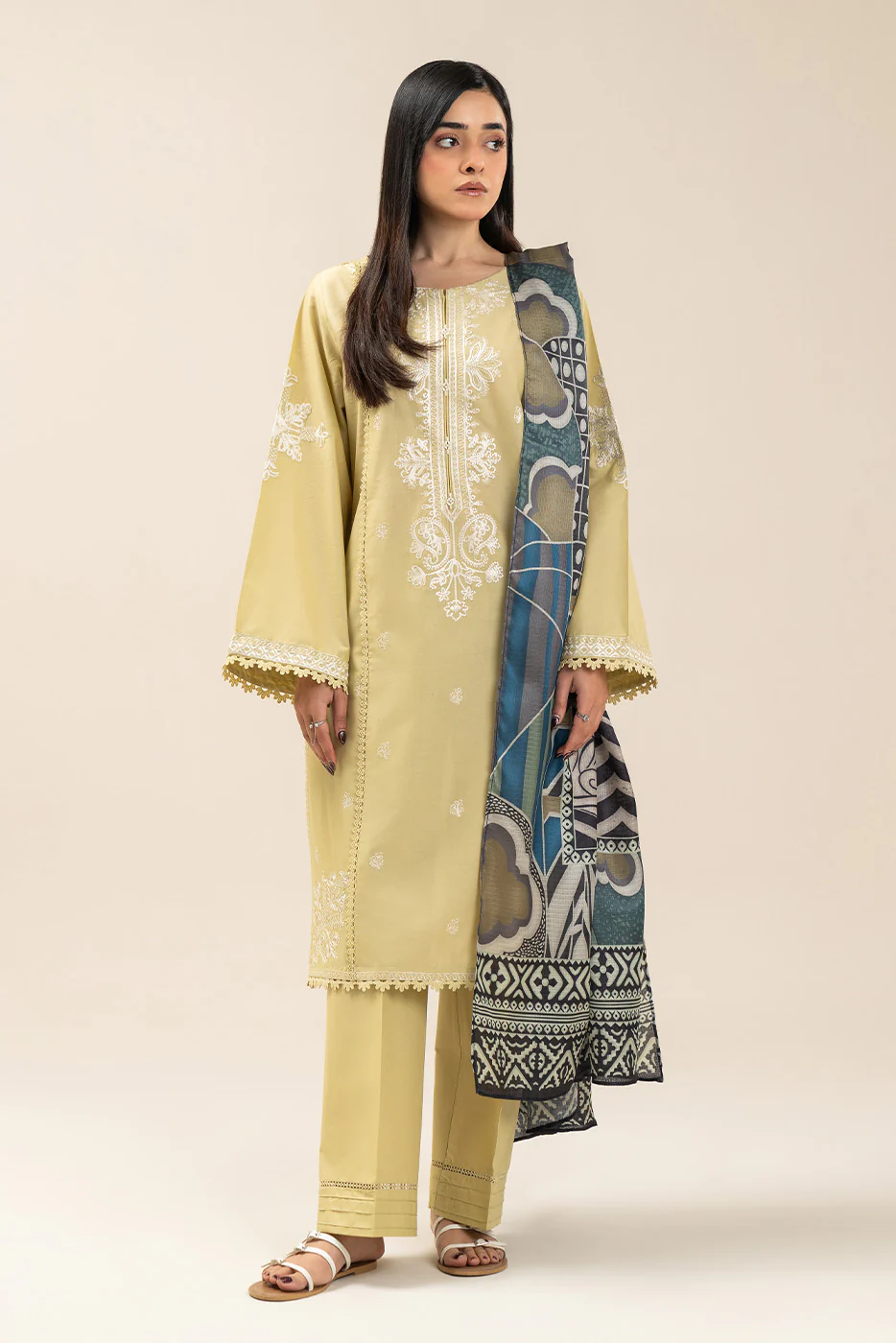 3 PIECE EMBROIDERED LAWN SUIT-SOFT VEIL (UNSTITCHED) - Image 2