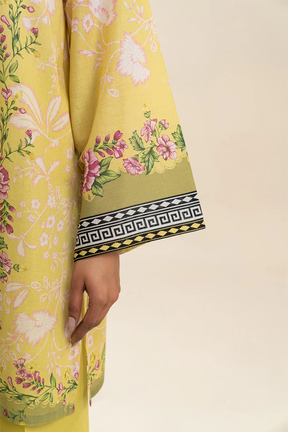 3 PIECE PRINTED LAWN SUIT-FROSTED LIME (UNSTITCHED) - Image 6