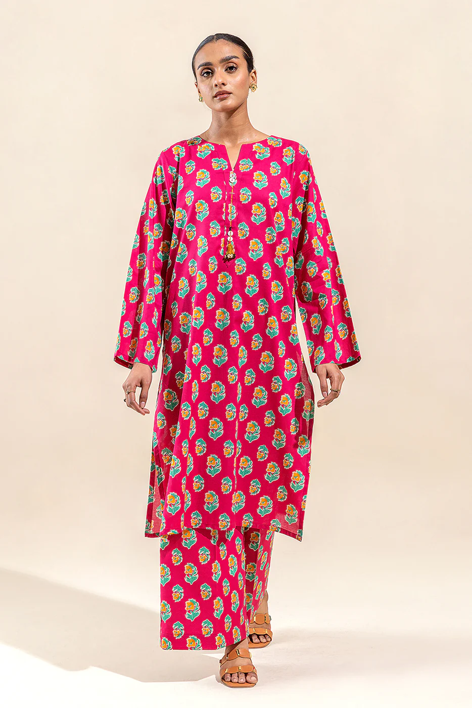 2 PIECE PRINTED LAWN SUIT-CARMINE ECHO (UNSTITCHED) - Image 2