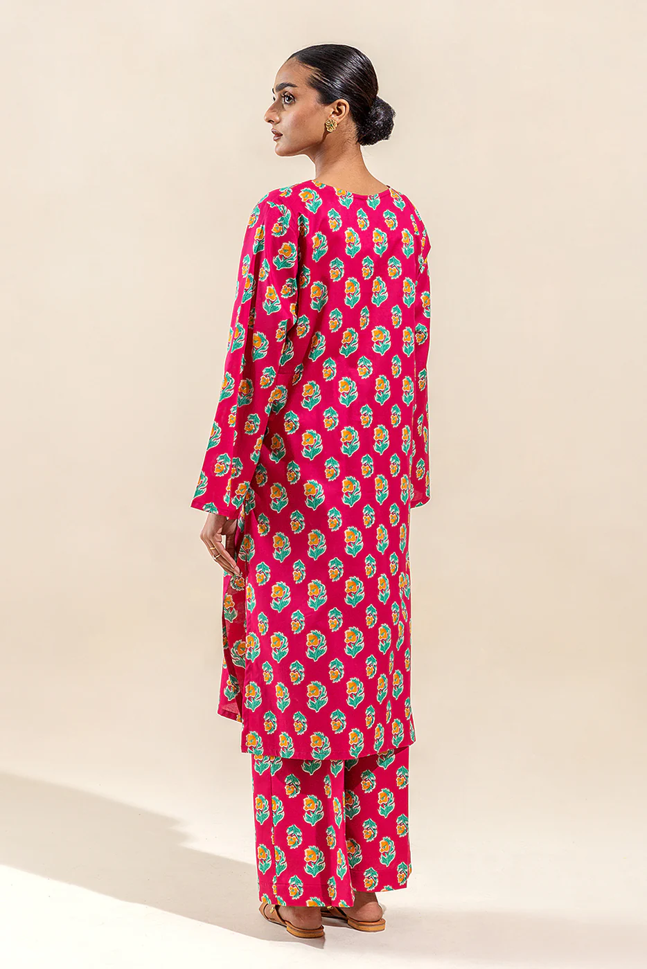 2 PIECE PRINTED LAWN SUIT-CARMINE ECHO (UNSTITCHED) - Image 4