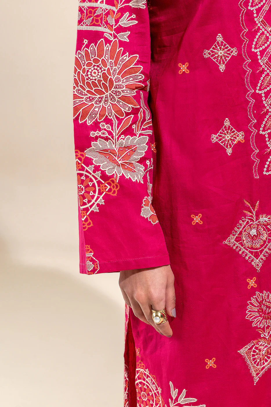 3 PIECE EMBROIDERED LAWN SUIT-SCARLET STONE (UNSTITCHED) - Image 3