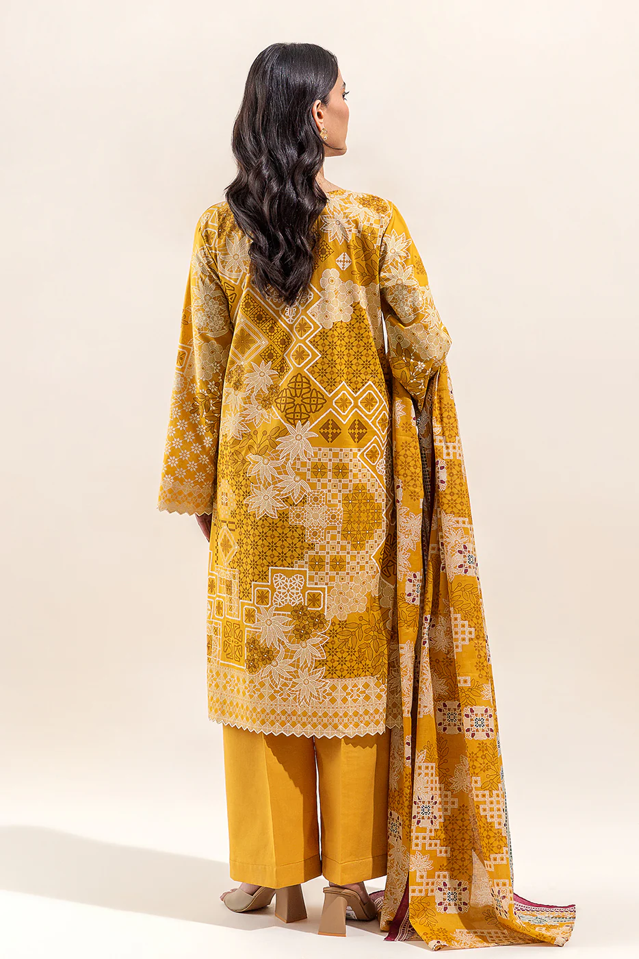 3 PIECE EMBROIDERED LAWN SUIT-GLEAMING GOLD (UNSTITCHED) - Image 5