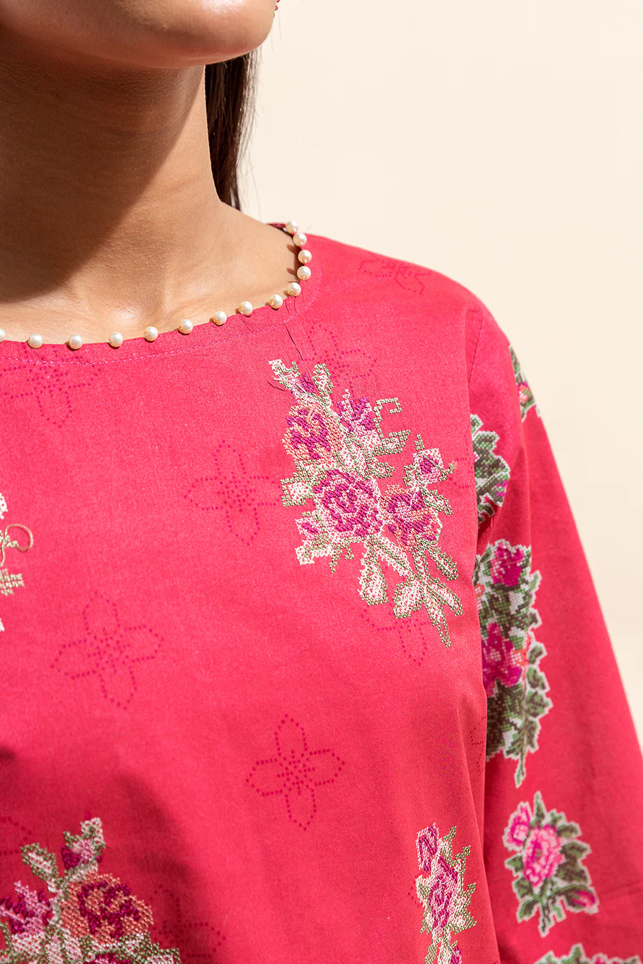 3 PIECE EMBROIDERED LAWN SUIT-FLORAISON BLAZE (UNSTITCHED) - Image 4