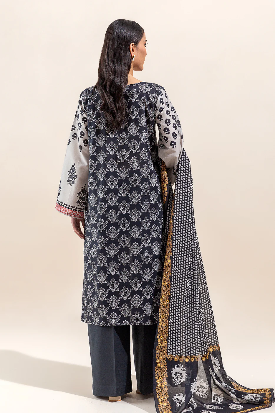 3 PIECE PRINTED LAWN SUIT-BLACK ONYX (UNSTITCHED) - Image 5