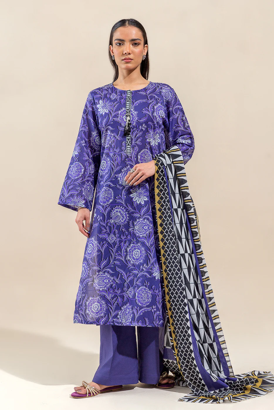 3 PIECE PRINTED LAWN SUIT-JACOBEAN HAZE (UNSTITCHED) - Image 6