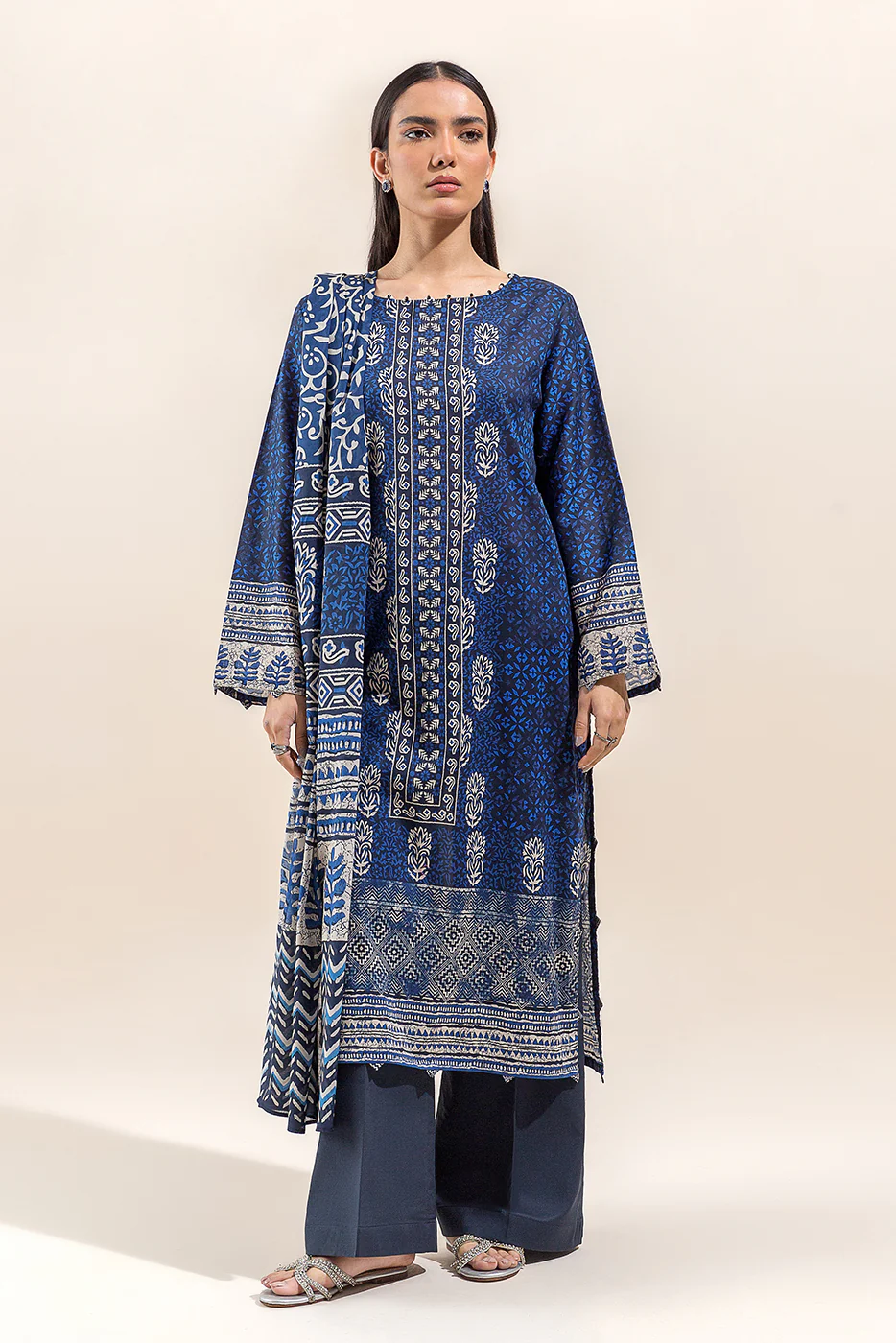 3 PIECE PRINTED LAWN SUIT-AZURE GLOW(UNSTITCHED) - Image 2