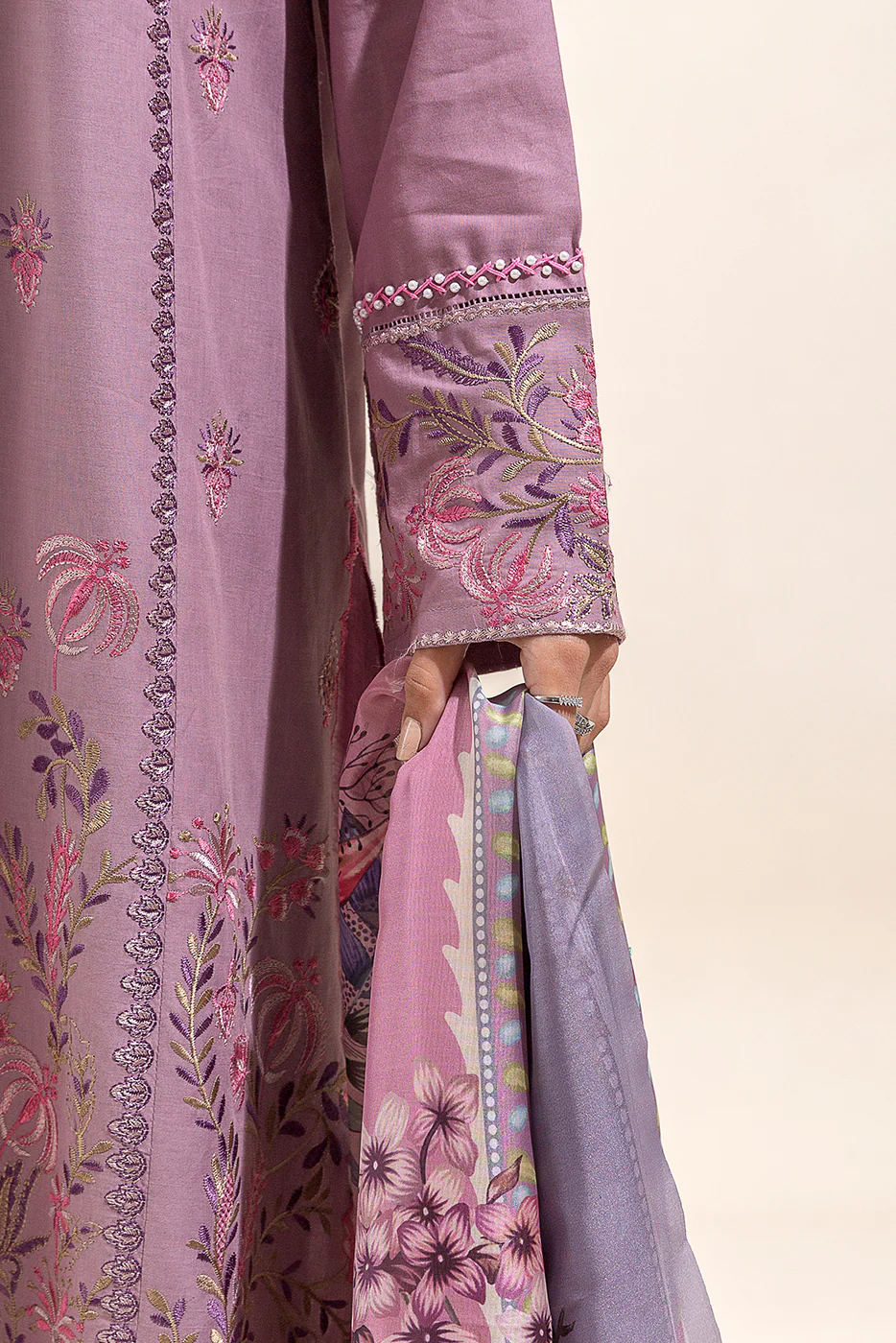 3 PIECE EMBROIDERED LAWN SUIT-ORCHID HAZE (UNSTITCHED) - Image 3