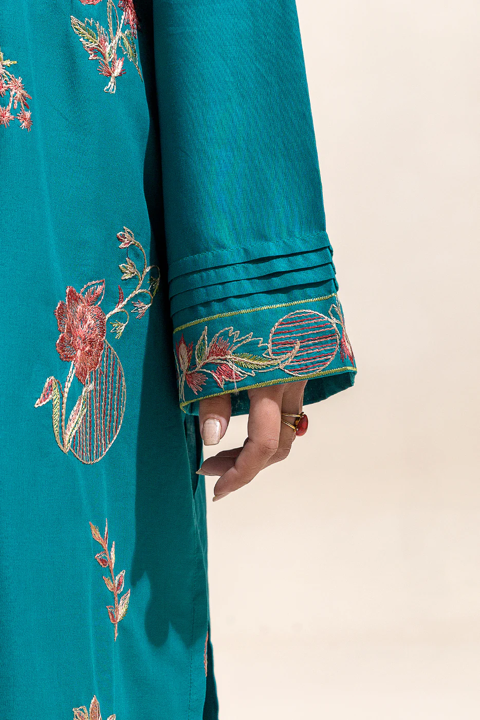 2 PIECE EMBROIDERED LAWN SUIT-CRYSTAL LAKE (UNSTITCHED) - Image 3