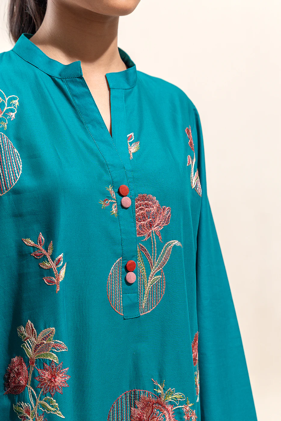 2 PIECE EMBROIDERED LAWN SUIT-CRYSTAL LAKE (UNSTITCHED) - Image 4