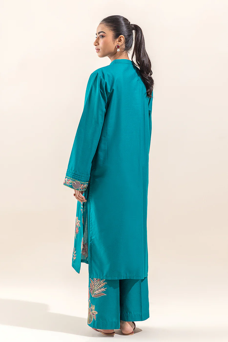 2 PIECE EMBROIDERED LAWN SUIT-CRYSTAL LAKE (UNSTITCHED) - Image 5